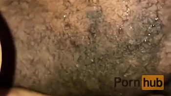 Сосед жестко трахает её в жопу и кончает внутрь