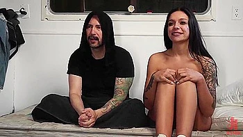 Enfia bem fundo na tua buceta