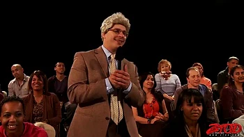 MILF chupa y monta con tetas grandes a cuatro