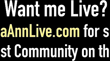 Julia Ann chupa pau em blowjob POV de milf cougar