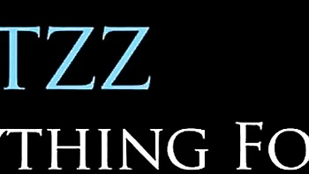 Gata tcheca de bodysuit faz boca cheia de pau grande e fumando POV