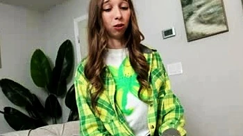 Сводный брат трахается с подростком без презерватива