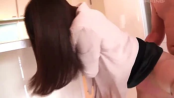 Хана Аояма: Мгновенный трах и оргазм