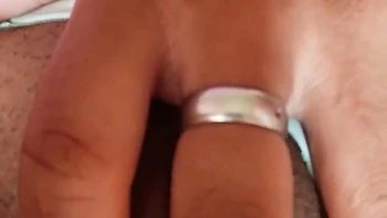 Сумасшедшая индийка хочет жаркого соло траха