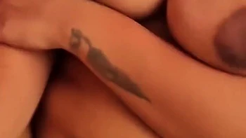 Después del trabajo follo a mi milf con culo grande