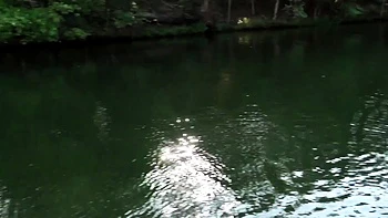 Jenny Blighe amadora lésbica transando ao ar livre