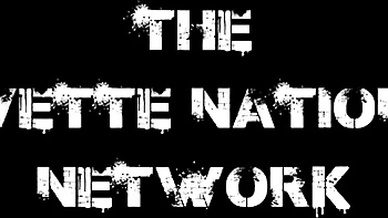 Charlee chupa pau e engole a porra