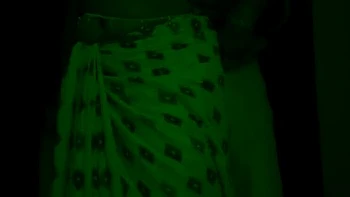 Desi-Frau fickt Stiefschwester-Mann mit Blasen und Doggy