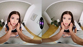 Brill Angel monta enorme polla en escena VR con duraznos