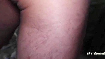 Кисаки жестко трахнулась на улице в тростниковом поле