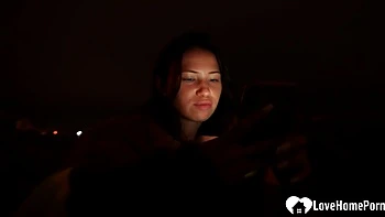 Adolescente morena 18 años chupando profundo amateur