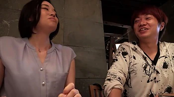 Ligar con milf sexy de tetas grandes