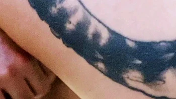 Amateur checa se masturba hardcore con juguetes