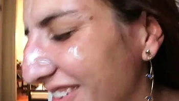 Latina amadora brasileira fodida de quatro