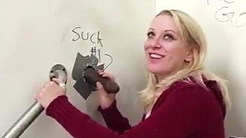 KatrinaMarilyn Gloryhole: boquete, bunda grande e gozada