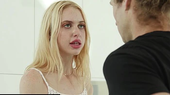 Momentos intensos de follar en pareja con Tiffany, Chloe, Mia y Jesse