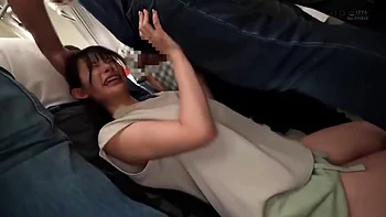 Geiler Cuckold sieht seine Freundin gefickt werden