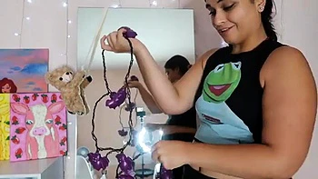 Japonesa rellenita con culo grande en porno casero