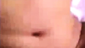 MILF malaya recibe facial ardiente en POV