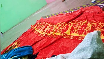 Echtes indisches Dorfmädchen beim hausgemachten Ficken