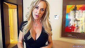 Brandi Love fickt ihren betrügenden Stiefmutterarsch