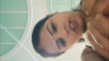 Indisches busenreiches Tamil-Mädchen fickt sexy Jungen