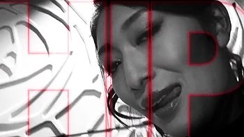 Reiko Kobayakawa leckt und fingerfickt ihren engen Arsch