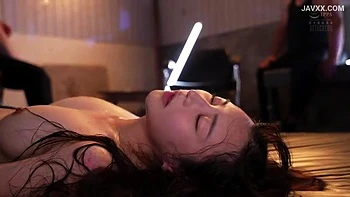 Compilation d'asiatiques jouies en pleine baise