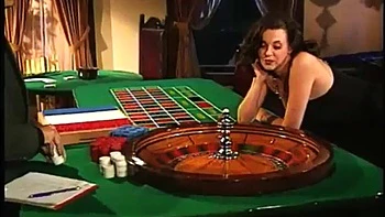 Tina Tyler folla anal y chupa en misionero