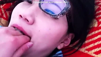 Policía china lesbiana follando bondage duro