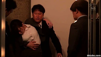 HD Fremdgehen: Cuckold wird durchgefickt