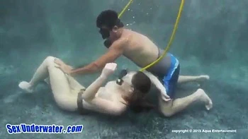 Underwater Hardcore Fuck with Blowjob, Doggy and Cowgirl