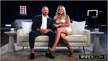 Blonde Hotwife Cameryn Gets Fucked While Hubby Watches