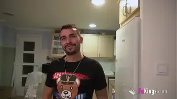 She's BACK FOR CHRISTMAS: Dirty blonde mommy gets back in porn