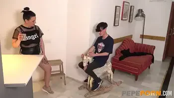 SUPERMOMMY drips her tits in chocolate beforte showing 'em to an inexperienced dude!