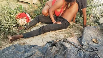 Desi Hot Housewife Ki Gand Chudai Ki