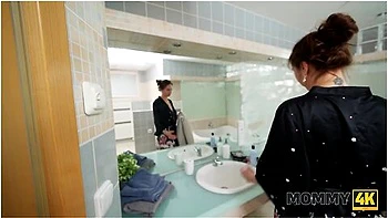 Milf Janet Alfano Fucked Her Offsprings Boyfriend In The Bathroom