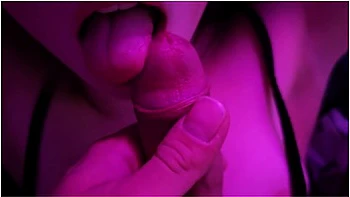 Hot Amateur Girls Wet Dripping Pussy Gets Hard Fingered And Fucked Deep While She Moans Loudly