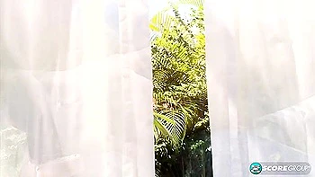 Hot Tubbin - Wet Brunette Babe Lillian Faye - Big Natural Tits Outdoors