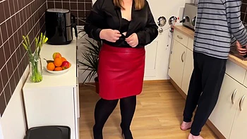Sexy Stepmom Wants My Cum On Her Pantyhose