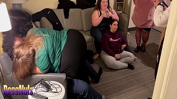 Foxy Kitty And Goddess Isabella In Doggnuts 4 Bbws 1 Bbc - Camera 2