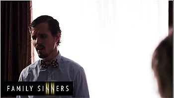 Robby Echo And Dee Williams - Hot Milf Turns Stepsons Heartbreak Into Hot Fun Making Him Forget About His Ex