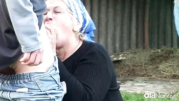 Watch flirtatious GF's sex