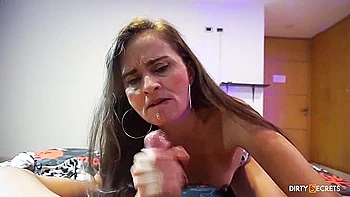 Stepmother Is Tempted By Her Stepson Who Lets Himself Be Carried Away By Joy And Craving Until That Babe Makes Him Cum