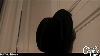 Provocative Isabella De Laa at anal action