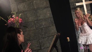 Watch bendy floozy's clip