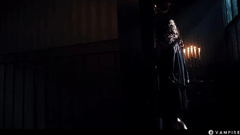 Scissoring action with dollish Leana Lovings from Vampired